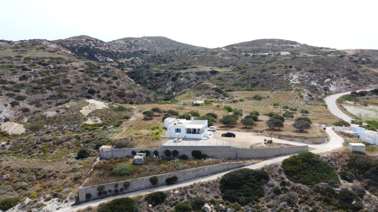 Zefiría Bayview Villa With Jaccuzi - Milos מראה חיצוני תמונה