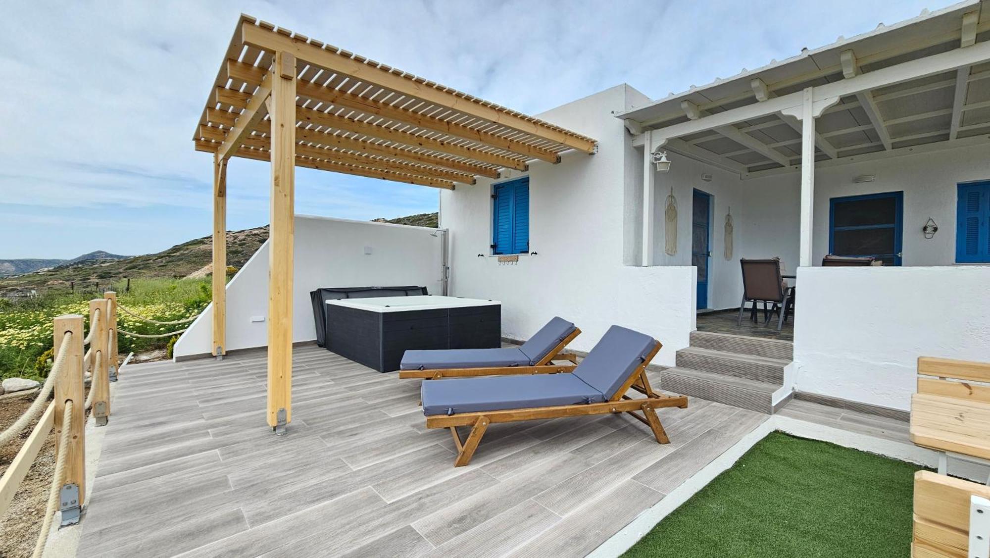 Zefiría Bayview Villa With Jaccuzi - Milos מראה חיצוני תמונה