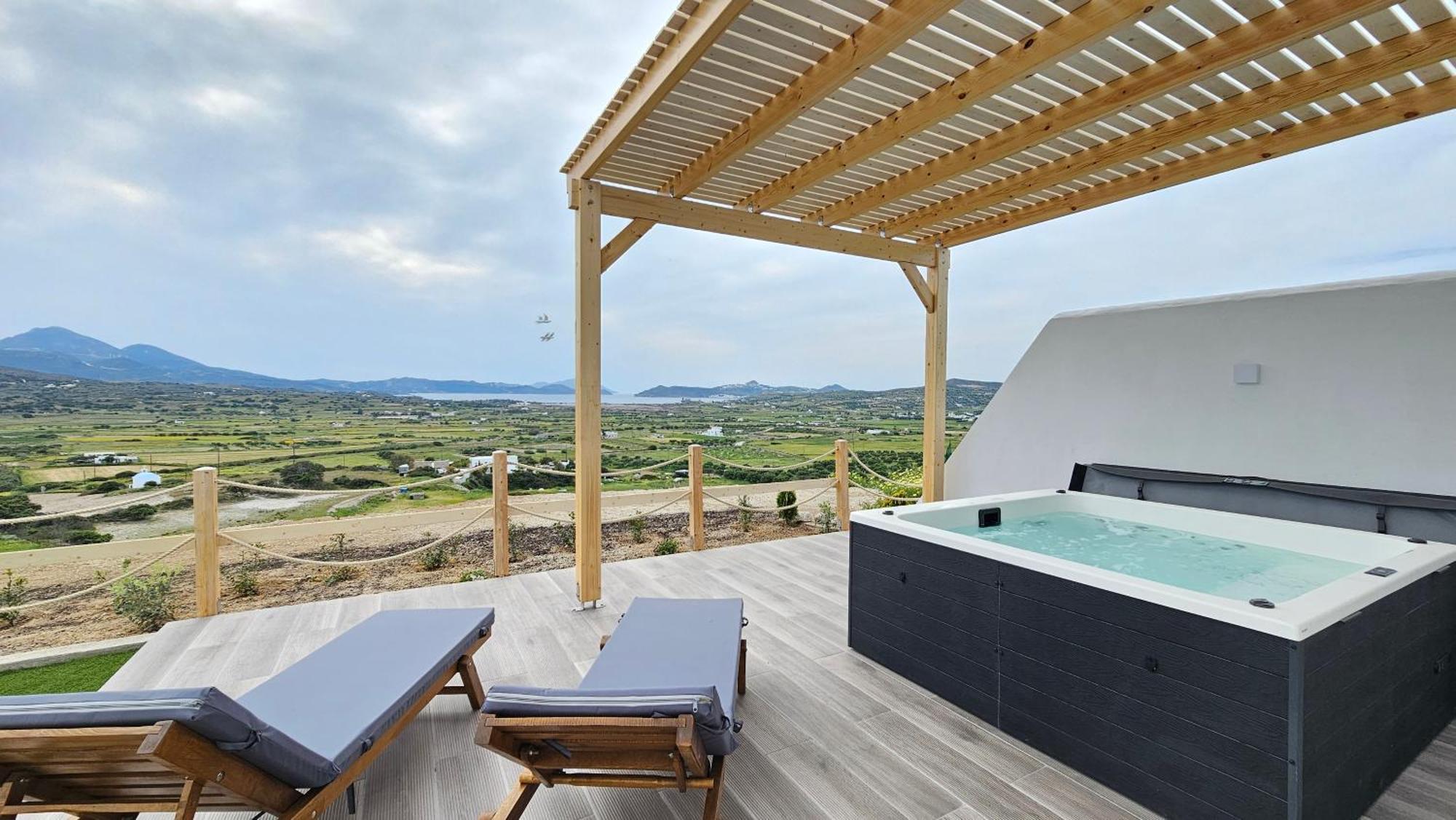 Zefiría Bayview Villa With Jaccuzi - Milos מראה חיצוני תמונה
