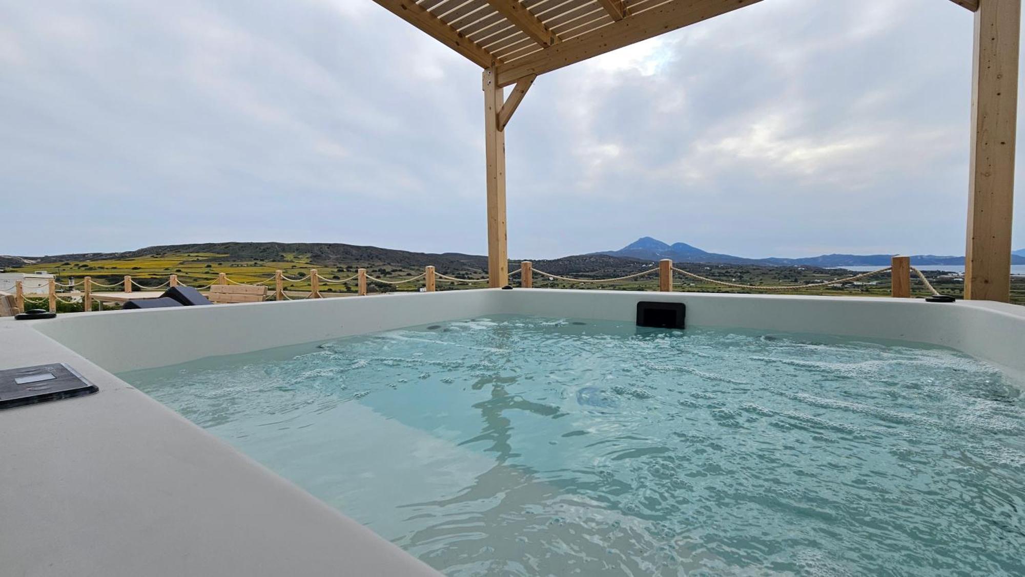 Zefiría Bayview Villa With Jaccuzi - Milos מראה חיצוני תמונה